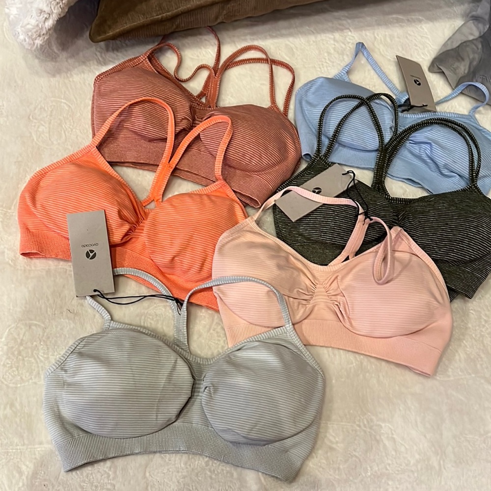 COPY - Bundle of sports bra 2 tone stripes 5x100$ - Picture 17 of 17